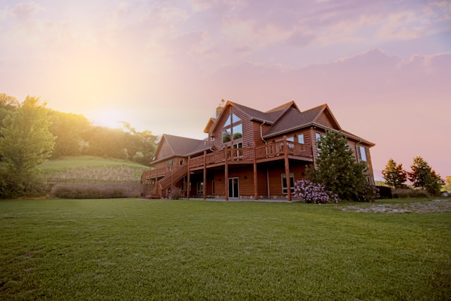 The Legal Process of Buying a Home in Rochester During the Fall Market